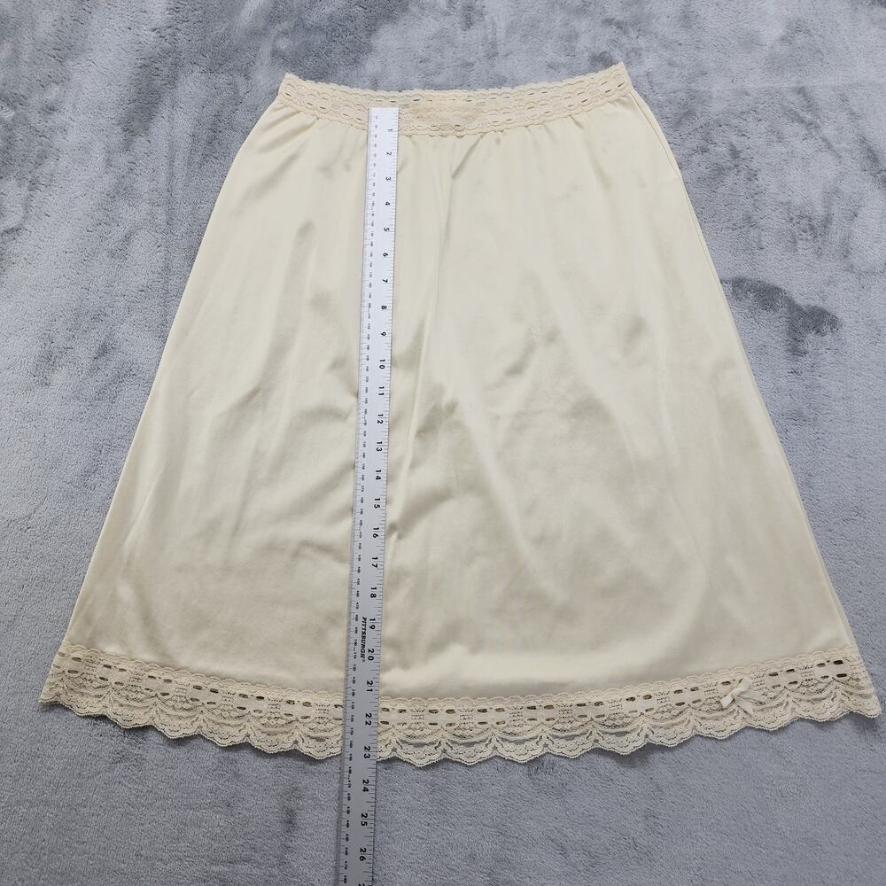 Vintage Olga‎ Half Slip Women's Size M Beige Nylon Lace Trim Bow Skirt Pull On - Picture 8 of 9